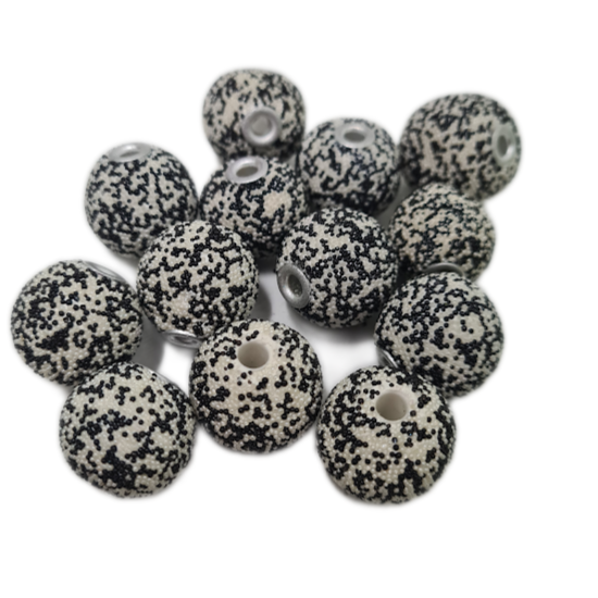 13pc Black & White Kashmiri Beads