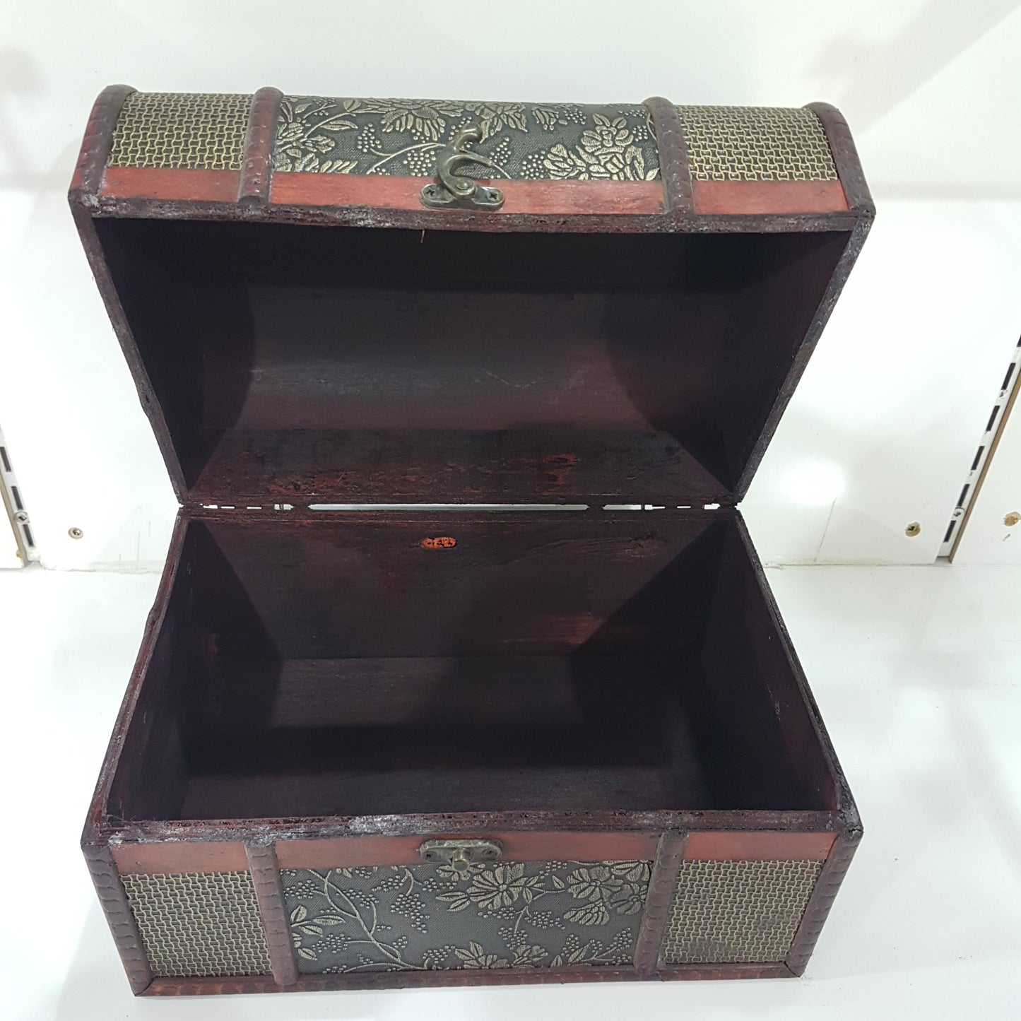 Large Wooden with Textured sides, Flowers & Berries Treasure Chest