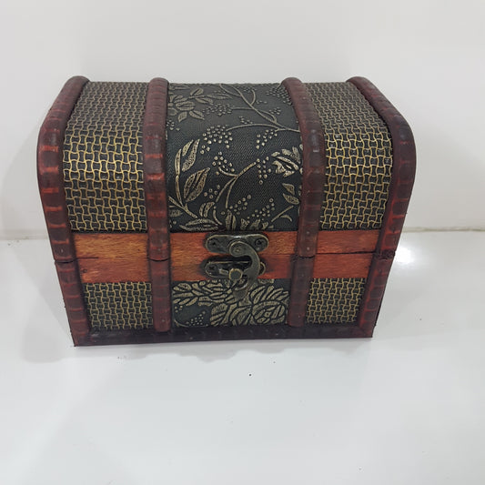 Small Wooden With Textured Sides, Flowers & Berries Treasure Chest