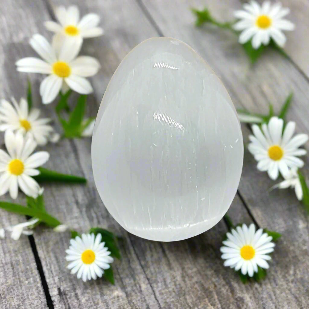 Medium Selenite Egg